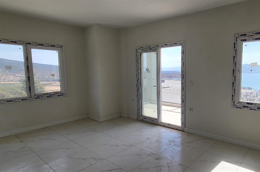 Kıyıkışlacık İasos Marin Sitesi Deniz manzaralı 2+1 Sıfır Daireler