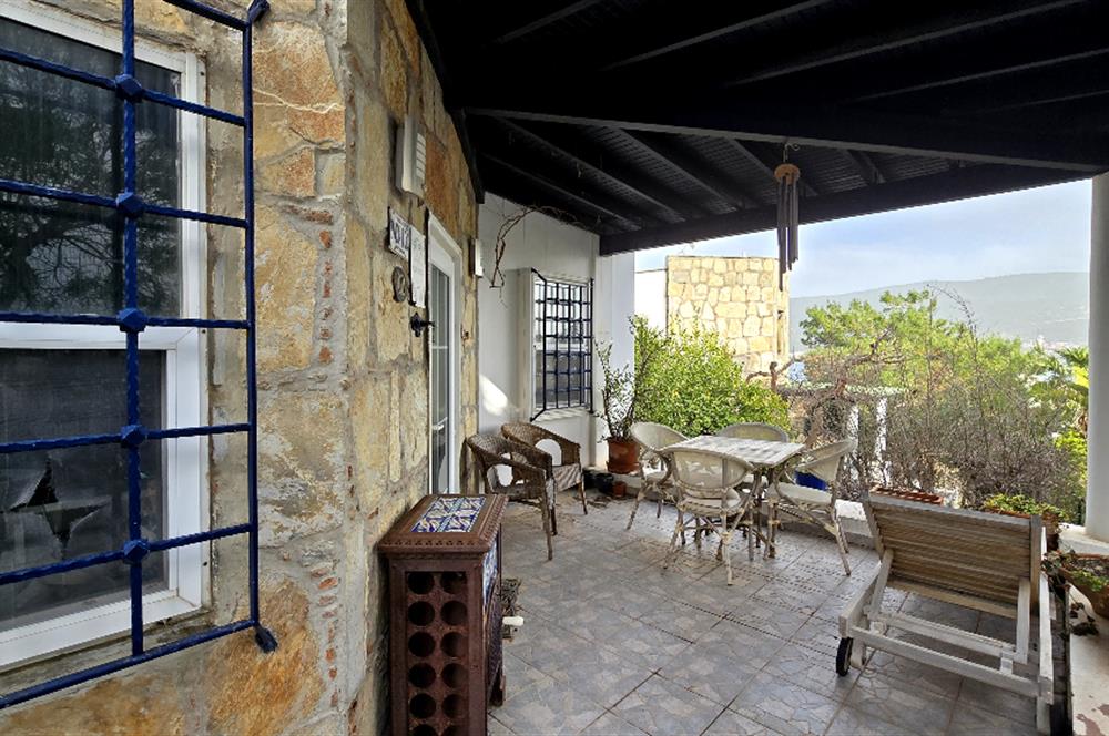 BODRUM TORBA 4+2 ORJİNAL TAŞ TRİPLEKS VİLLA