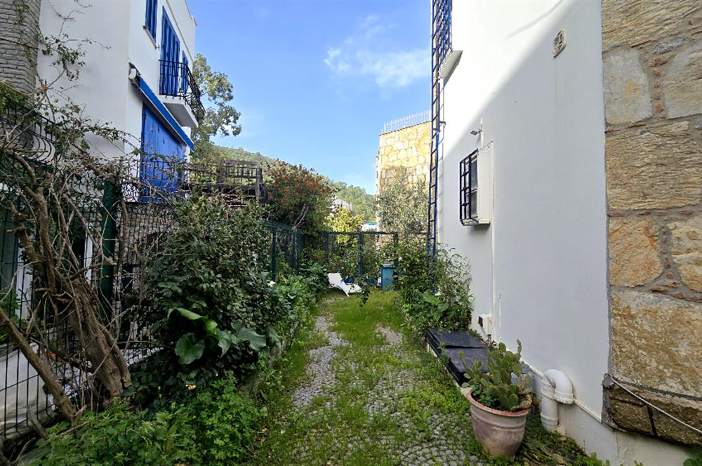 BODRUM TORBA 4+2 ORJİNAL TAŞ TRİPLEKS VİLLA