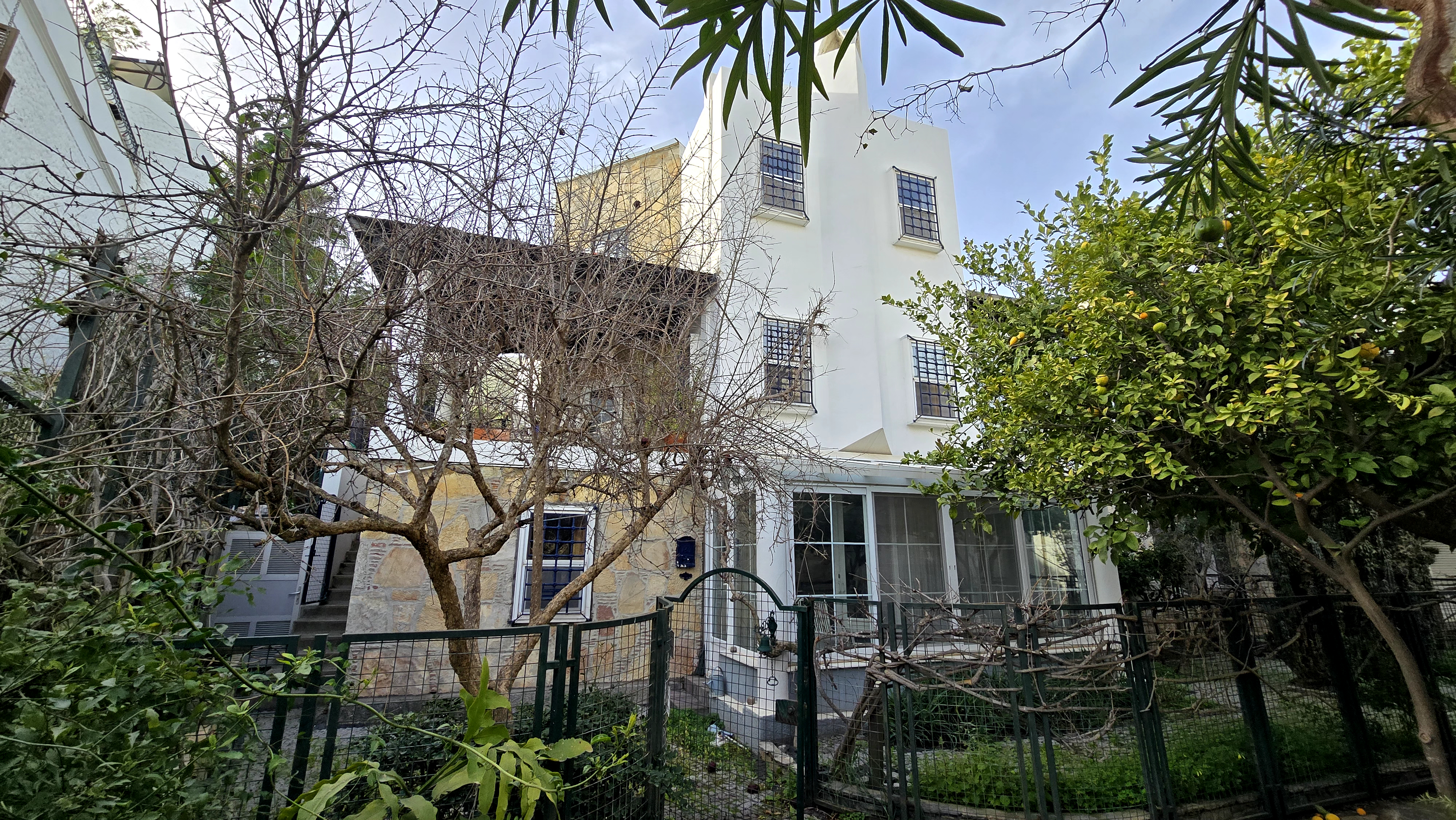 BODRUM TORBA 4+2 ORJİNAL TAŞ TRİPLEKS VİLLA