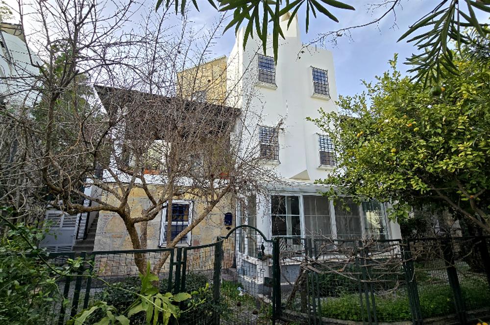 BODRUM TORBA 4+2 ORJİNAL TAŞ TRİPLEKS VİLLA