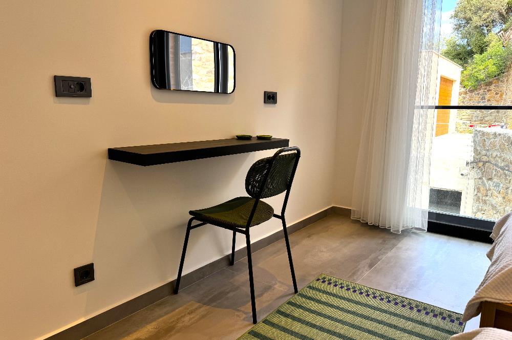 Bodrum Koyunbaba Deniz Manzaralı Özel Havuzlu 4+1 Kiralık Villa