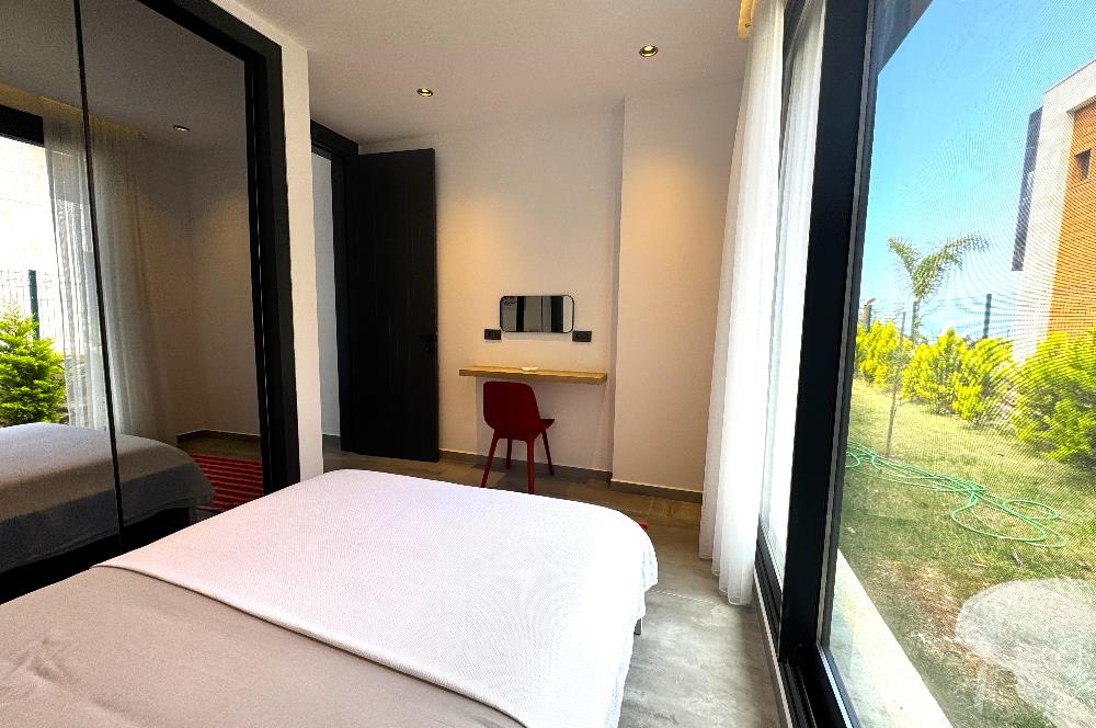 Bodrum Koyunbaba Deniz Manzaralı Özel Havuzlu 4+1 Kiralık Villa