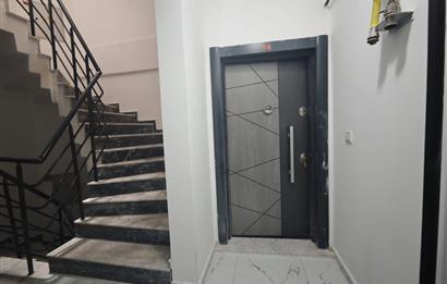 CENTURY 21 BAL'DAN  1.ORUÇGAZI MAHALLESİNDE KAPALI GARAJLI   SATILIK 2+1 DAİRE