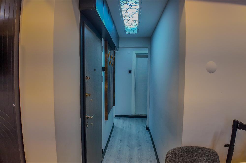 CENTURY21 LOCA'DAN BAHÇELİEVLER'DE KONUT VE OFİSE UYGUN DAİRE