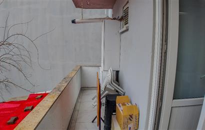 CENTURY21 LOCA'DAN BAHÇELİEVLER'DE KONUT VE OFİSE UYGUN DAİRE