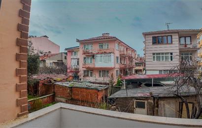 CENTURY21 LOCA'DAN BAHÇELİEVLER'DE KONUT VE OFİSE UYGUN DAİRE