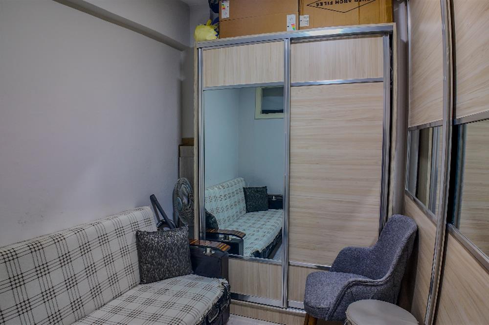 CENTURY21 LOCA'DAN BAHÇELİEVLER'DE KONUT VE OFİSE UYGUN DAİRE