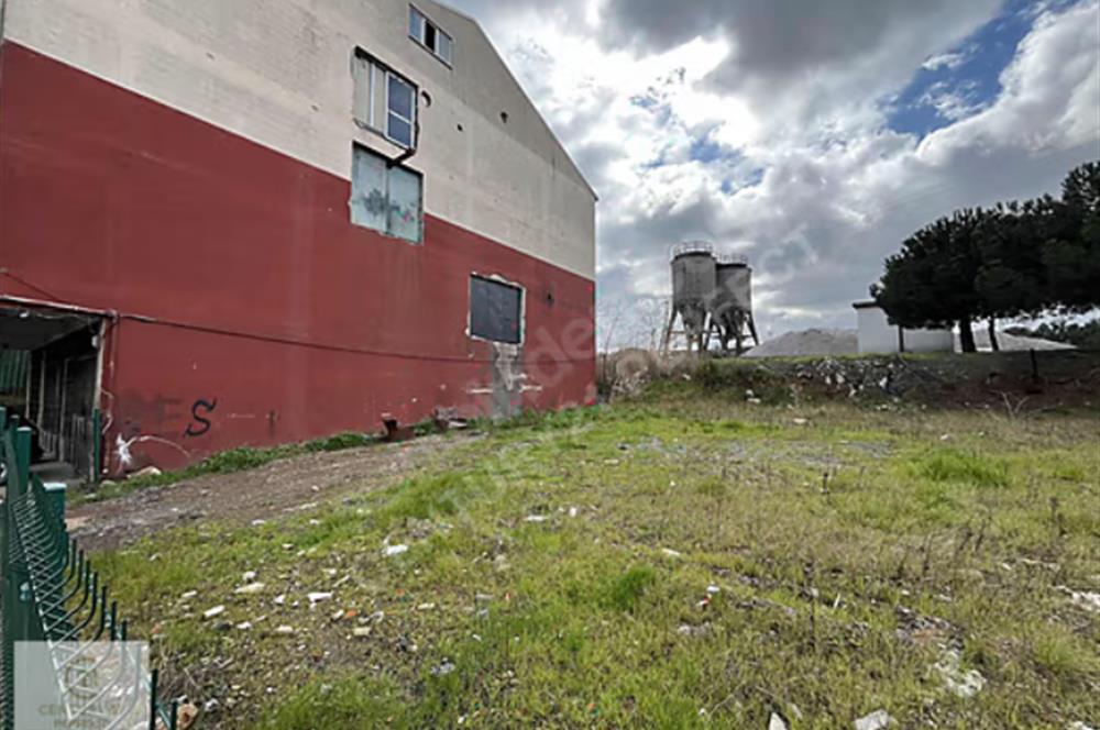 Dudullu OSB 812 m² Kiralık Arsa Otopark Yıkama Depolamaya Uygun