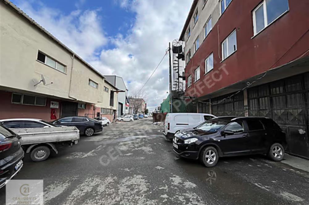 Dudullu OSB 812 m² Kiralık Arsa Otopark Yıkama Depolamaya Uygun