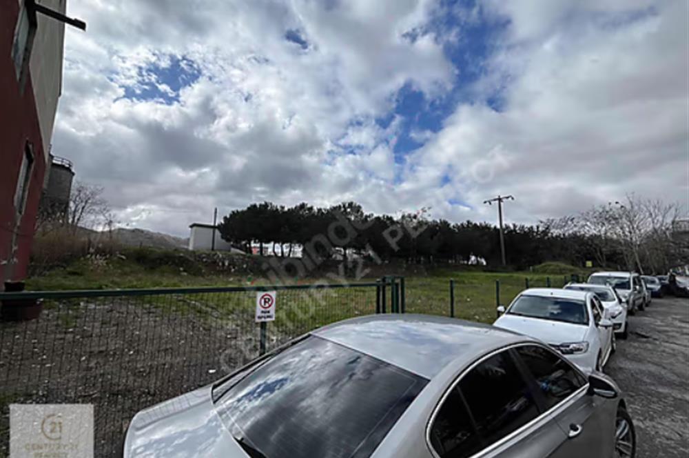 Dudullu OSB 812 m² Kiralık Arsa Otopark Yıkama Depolamaya Uygun