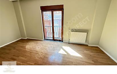 Çukurcuma'da Satılık 3Katlı Bina Airbnb'ye Uygun Yatırım Fırsatı