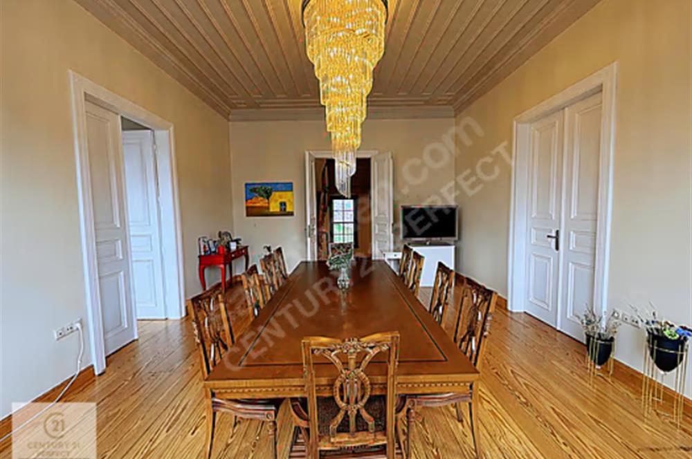 Ortaköy'de Kurumsala Uygun Prestijli Kiralık Tarihi Köşk