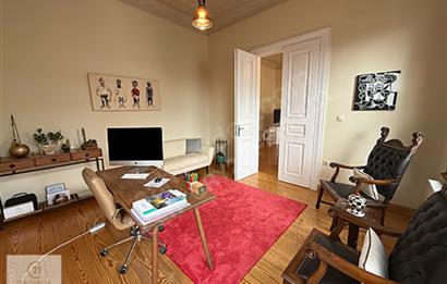 Ortaköy'de Kurumsala Uygun Prestijli Kiralık Tarihi Köşk