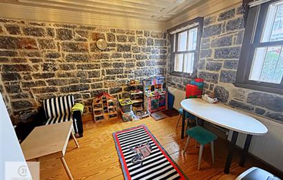 Ortaköy'de Kurumsala Uygun Prestijli Kiralık Tarihi Köşk