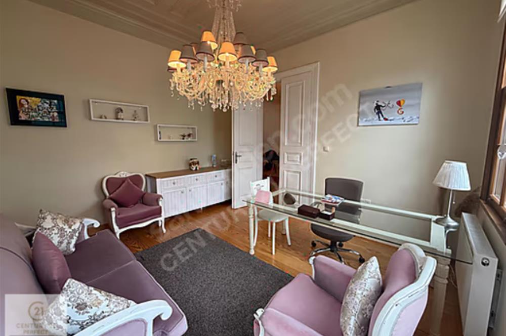 Ortaköy'de Kurumsala Uygun Prestijli Kiralık Tarihi Köşk