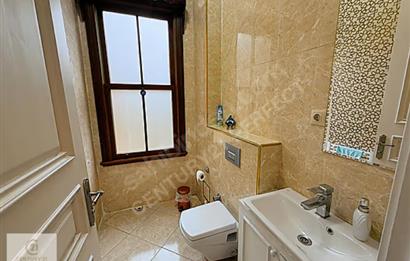 Ortaköy'de Kurumsala Uygun Prestijli Kiralık Tarihi Köşk