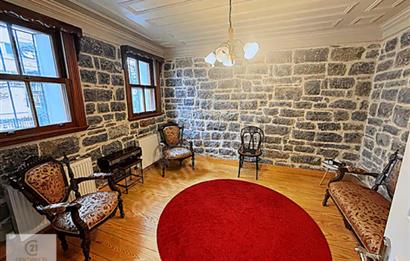 Ortaköy'de Kurumsala Uygun Prestijli Kiralık Tarihi Köşk