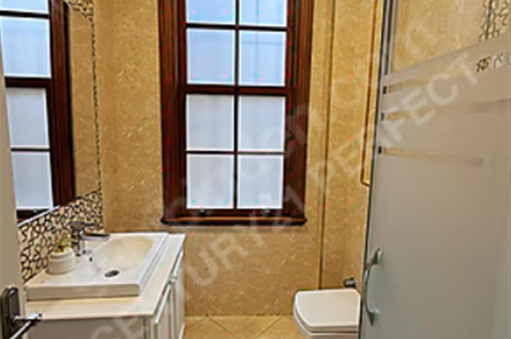 Ortaköy'de Kurumsala Uygun Prestijli Kiralık Tarihi Köşk