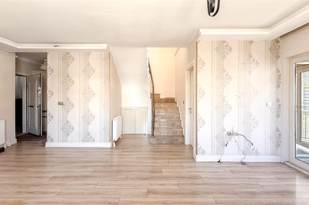 Akçay'ın En Donanımlı Rezidansında Barbekülü, 3+1 Çatı Dubleksi