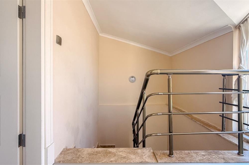 Akçay'ın En Donanımlı Rezidansında Barbekülü, 3+1 Çatı Dubleksi