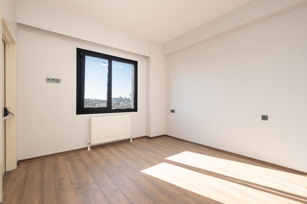 YALI MAHALLESİ'NDE 3+1 90m2 7.KAT OTOPARKLI LÜKS SIFIR DAİRE