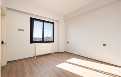 YALI MAHALLESİ'NDE 3+1 90m2 7.KAT OTOPARKLI LÜKS SIFIR DAİRE