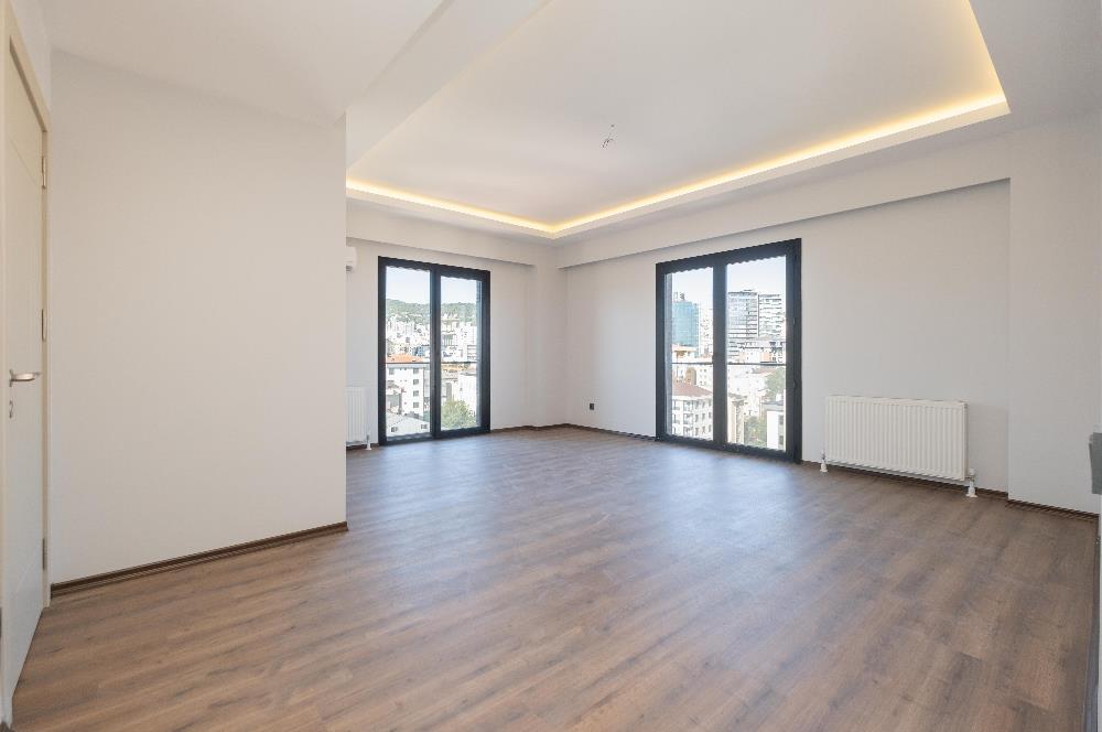 YALI MAHALLESİ'NDE 3+1 90m2 7.KAT OTOPARKLI LÜKS SIFIR DAİRE