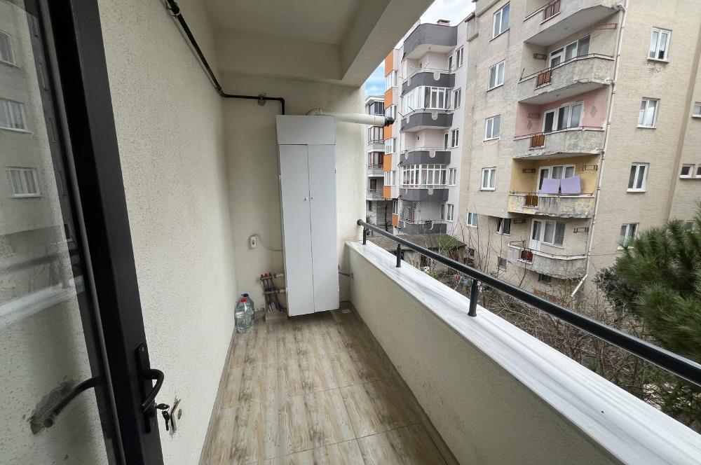 KİRALIK 1+1 DAİRE BAHÇELİEVLER TEKNİK LİSE CADDESİ 50M. 