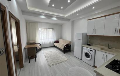 KİRALIK 1+1 DAİRE BAHÇELİEVLER TEKNİK LİSE CADDESİ 50M. 