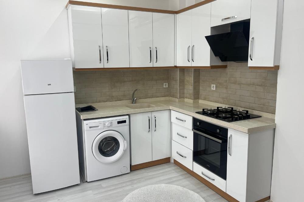 KİRALIK 1+1 DAİRE BAHÇELİEVLER TEKNİK LİSE CADDESİ 50M. 