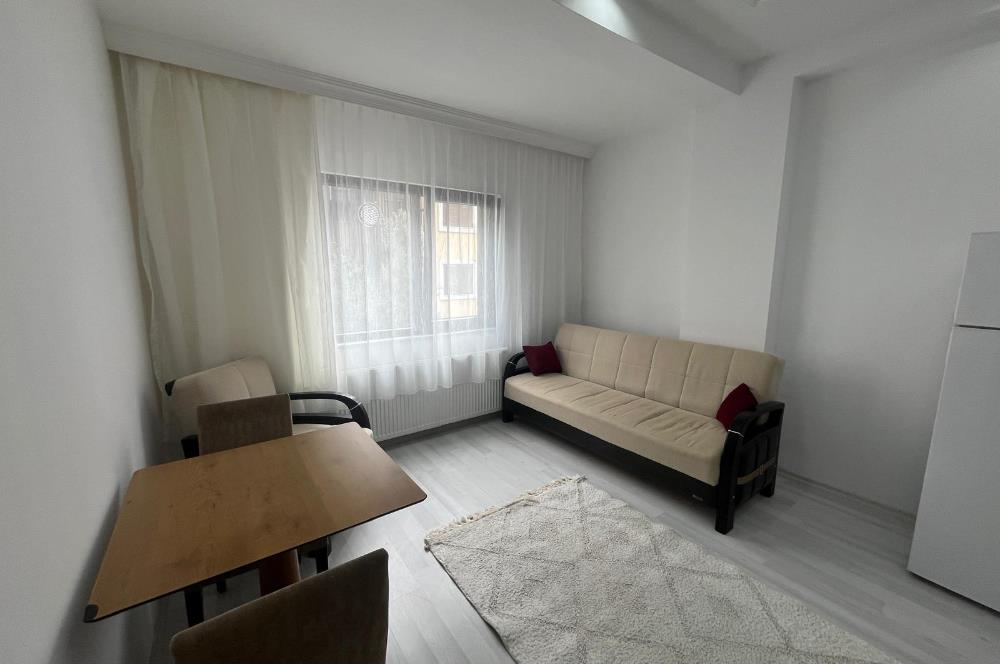 KİRALIK 1+1 DAİRE BAHÇELİEVLER TEKNİK LİSE CADDESİ 50M. 