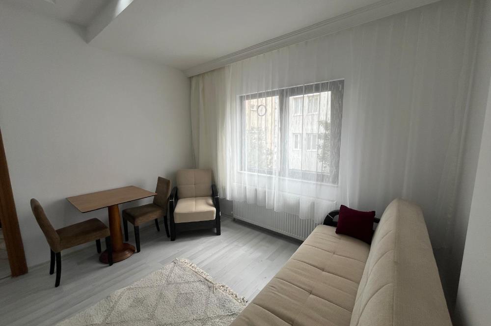 KİRALIK 1+1 DAİRE BAHÇELİEVLER TEKNİK LİSE CADDESİ 50M. 