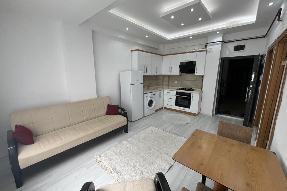 KİRALIK 1+1 DAİRE BAHÇELİEVLER TEKNİK LİSE CADDESİ 50M. 