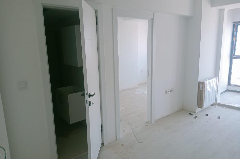 Seyrek Merkezde Satılık 1+1 Daire
