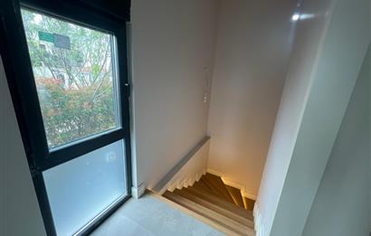 Zekeriyaköy'de Özel Dekorasyonlu, 4+1 Kiralık Villa