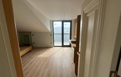 Zekeriyaköy'de Özel Dekorasyonlu, 4+1 Kiralık Villa