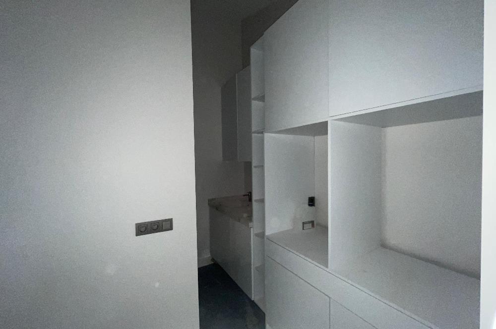 Zekeriyaköy'de Özel Dekorasyonlu, 4+1 Kiralık Villa