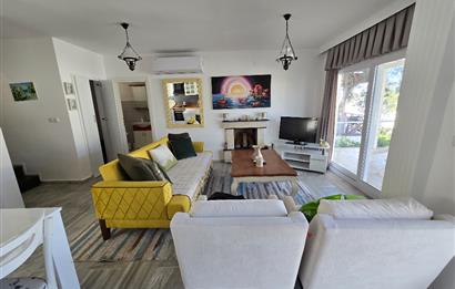 Bodrum Yalıkavak' ta Ferah, Şık ve Deniz Manzaralı  İskeleli Satılık Müstakil Ev