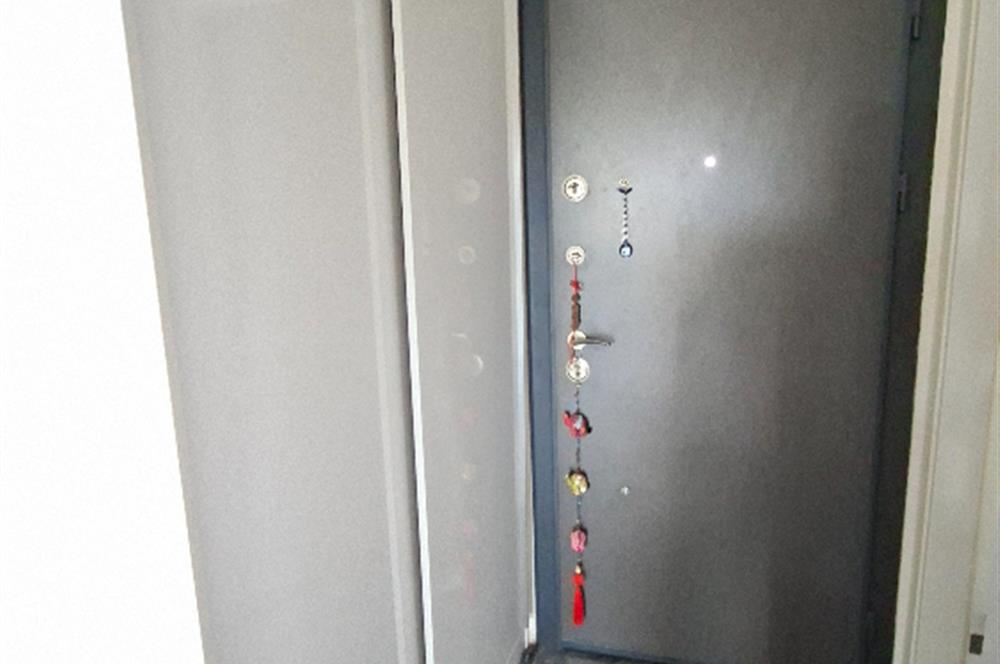 Küçükköyde Havuzlu Sitede Satılık, Lüks ,Yerden Isıtmalı Daire