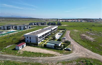 Küçükköyde Havuzlu Sitede Satılık, Lüks ,Yerden Isıtmalı Daire