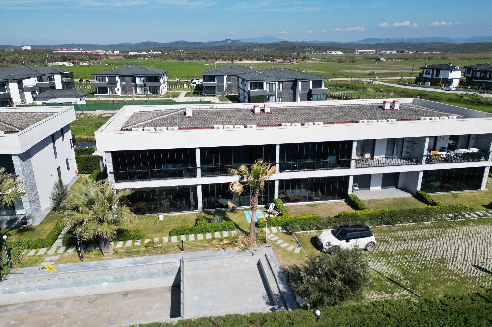 Küçükköyde Havuzlu Sitede Satılık, Lüks ,Yerden Isıtmalı Daire