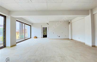C21 LOFT'TAN KINIKLI'DA SIFIR PRESTİJLİ KOMPLE KİRALIK İŞ YERİ