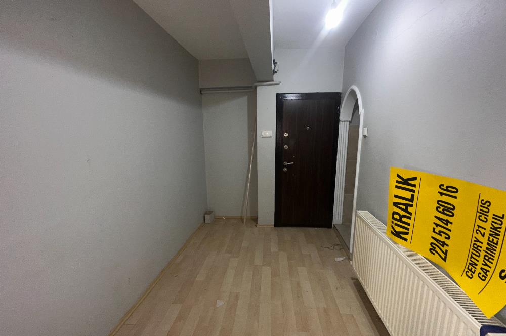 C21 Cius; Şehrin Merkezinde Cadde Üzeri Kiralık 2+1 Daire