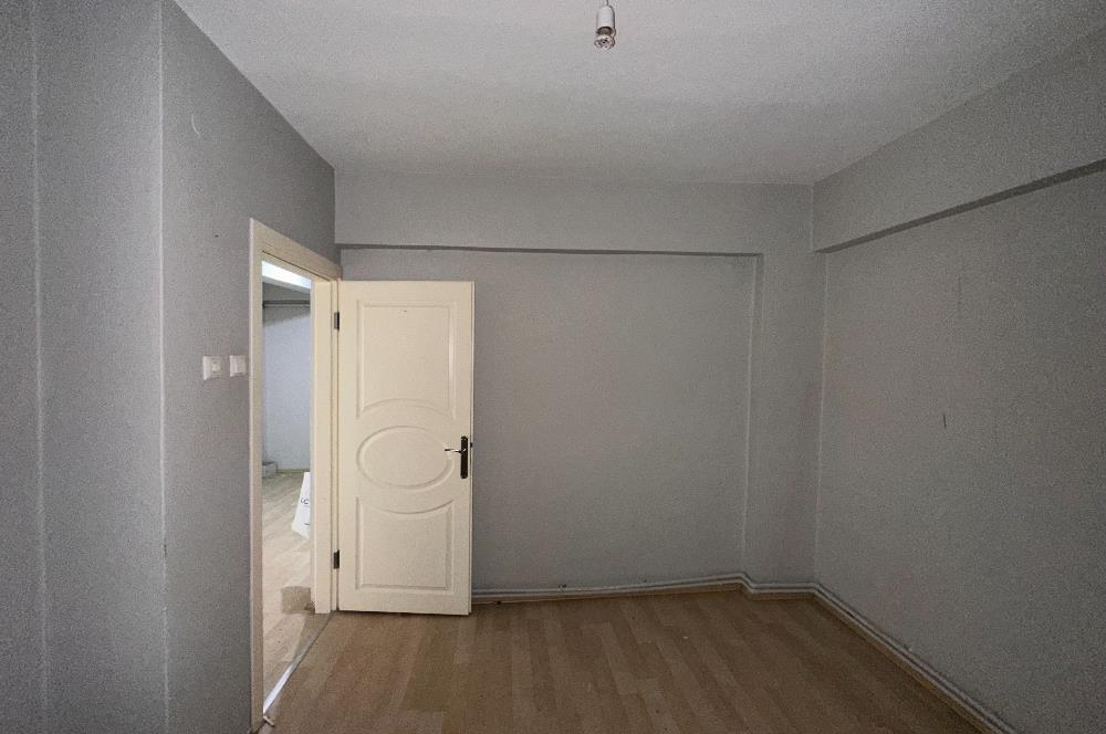 C21 Cius; Şehrin Merkezinde Cadde Üzeri Kiralık 2+1 Daire