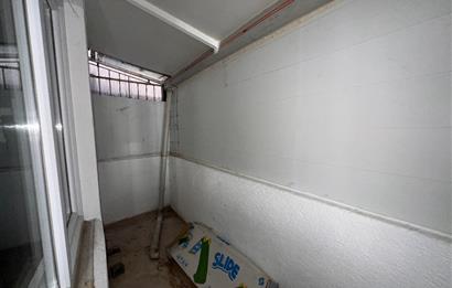 C21 Cius; Şehrin Merkezinde Cadde Üzeri Kiralık 2+1 Daire