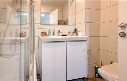 Küçükköyde Havuzlu Sitede Satılık, Lüks ,Yerden Isıtmalı Daire