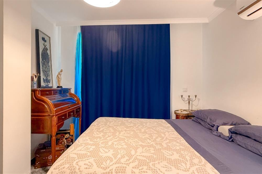 Küçükköyde Havuzlu Sitede Satılık, Lüks ,Yerden Isıtmalı Daire