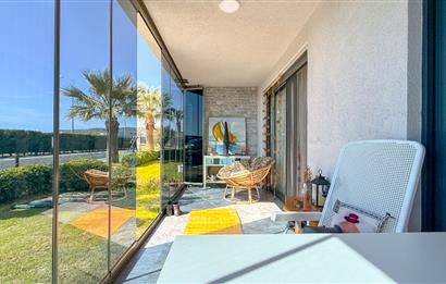 Küçükköyde Havuzlu Sitede Satılık, Lüks ,Yerden Isıtmalı Daire