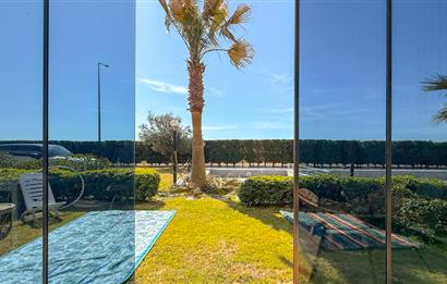 Küçükköyde Havuzlu Sitede Satılık, Lüks ,Yerden Isıtmalı Daire